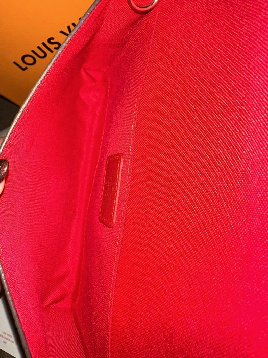 Mala nova LV excelente