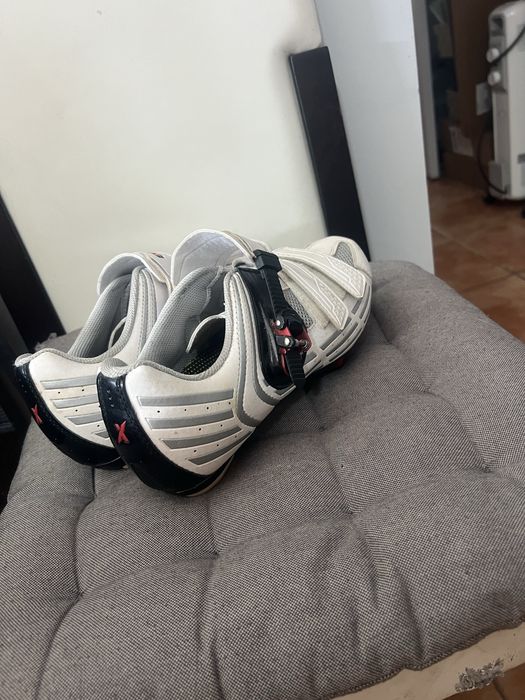 Sapatos Ciclismo Estrada Extreme (Tam. 42) – Com Travessas Incluídas