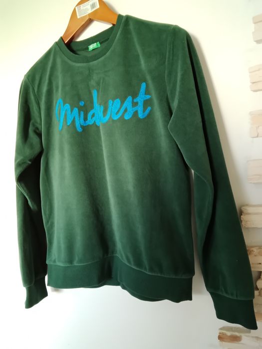 Продам батник benetton