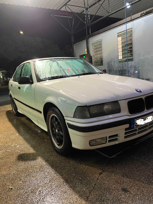 BMW 316i — 1991 — Conservado — 2 jogos de rodas — Inspeção até 11/27 - $ negociável