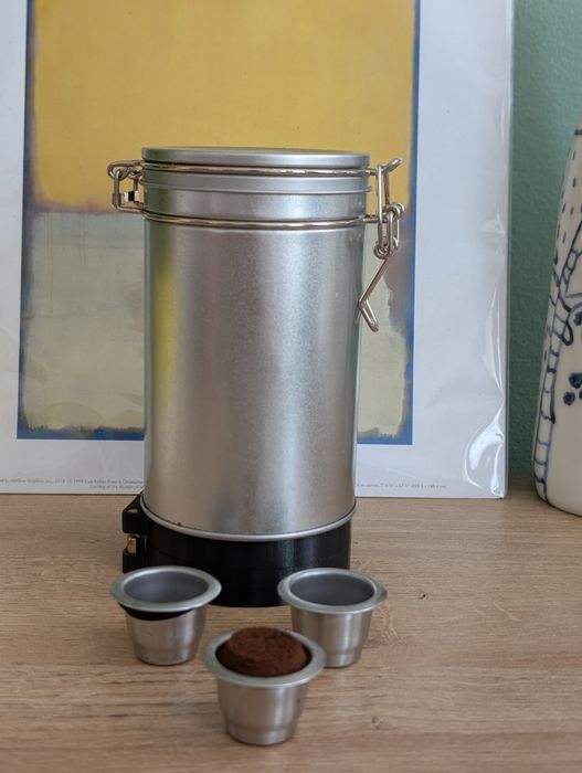 Máquina de Café Nespresso Lattissima c/ GARANTIA 2 anos