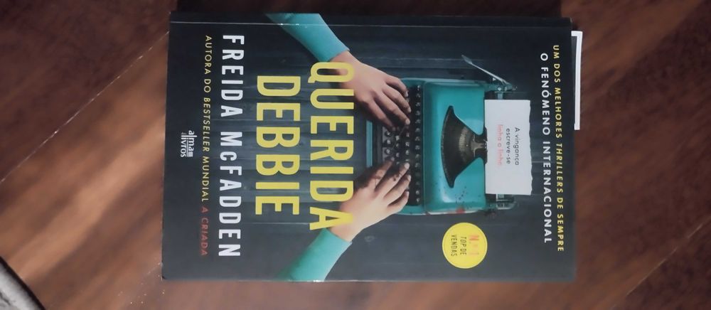 Querida debbie, Freida McFadden