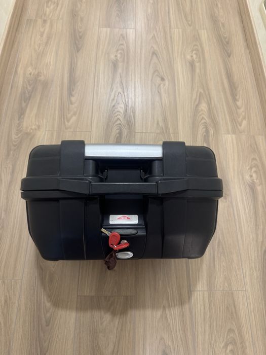 Продам центральний кофр Kappa KGR52