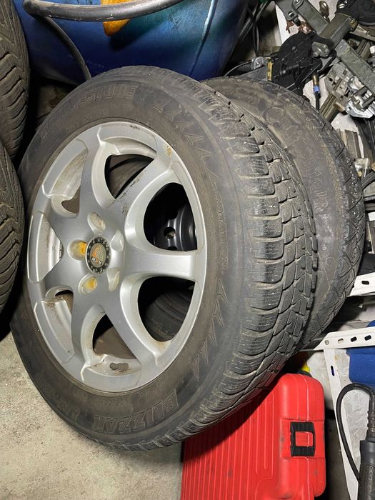 Jantes 16 toyota com pneus