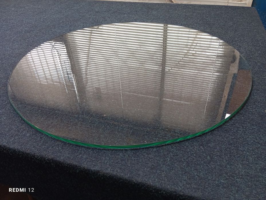 Стекло 3-10мм резка обработка.