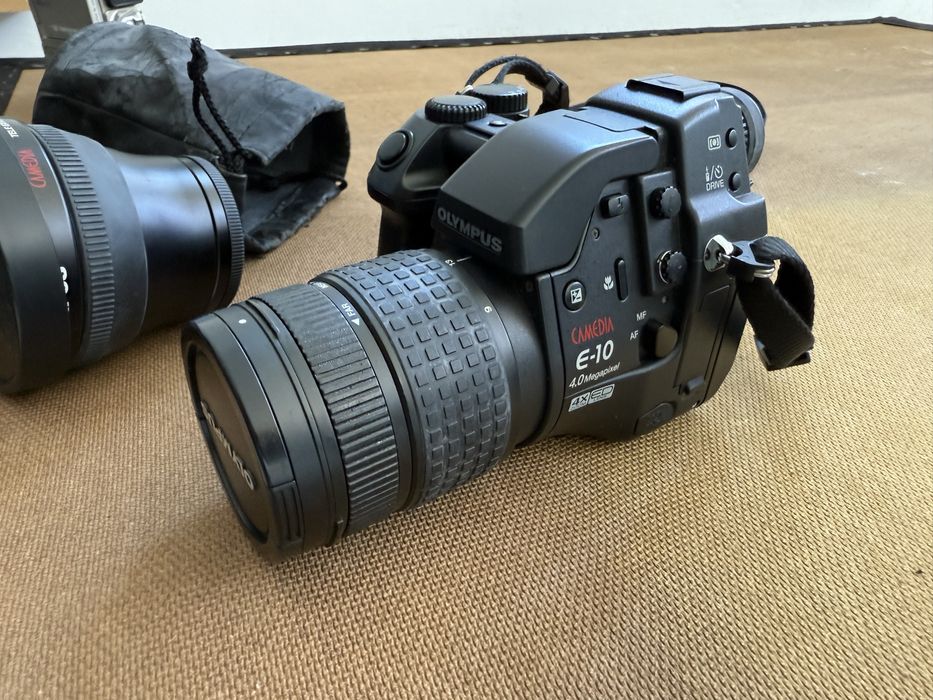 Olympus E-10 + lentes