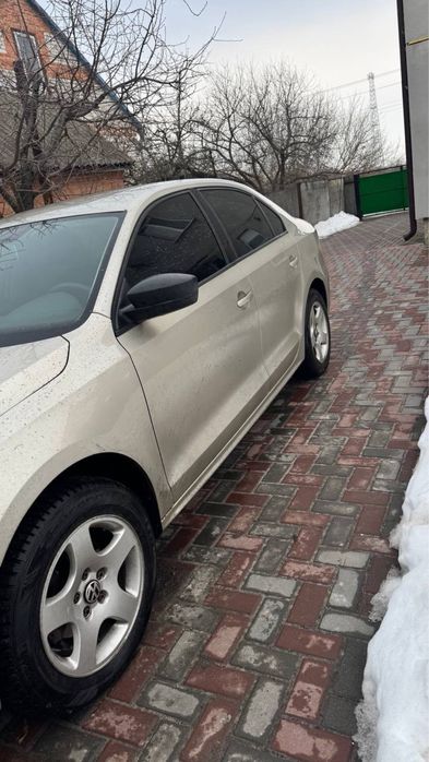 volkswagen jetta  2.0