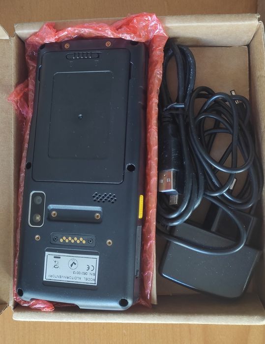 2 Terminais Portáteis de Coleta de Dados (PDA industrial)