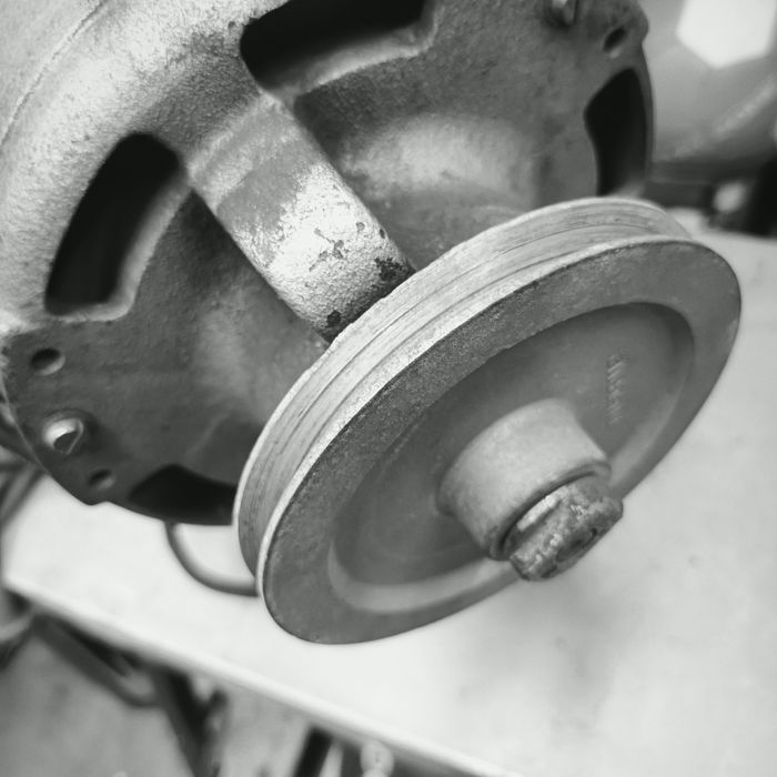 Motor Elétrico 370w Trifásico/Monofásico