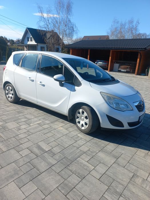 Opel Meriva B 1.4  100km
