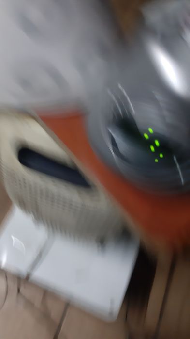 Rádio , relogio,  despertador e candeeiro