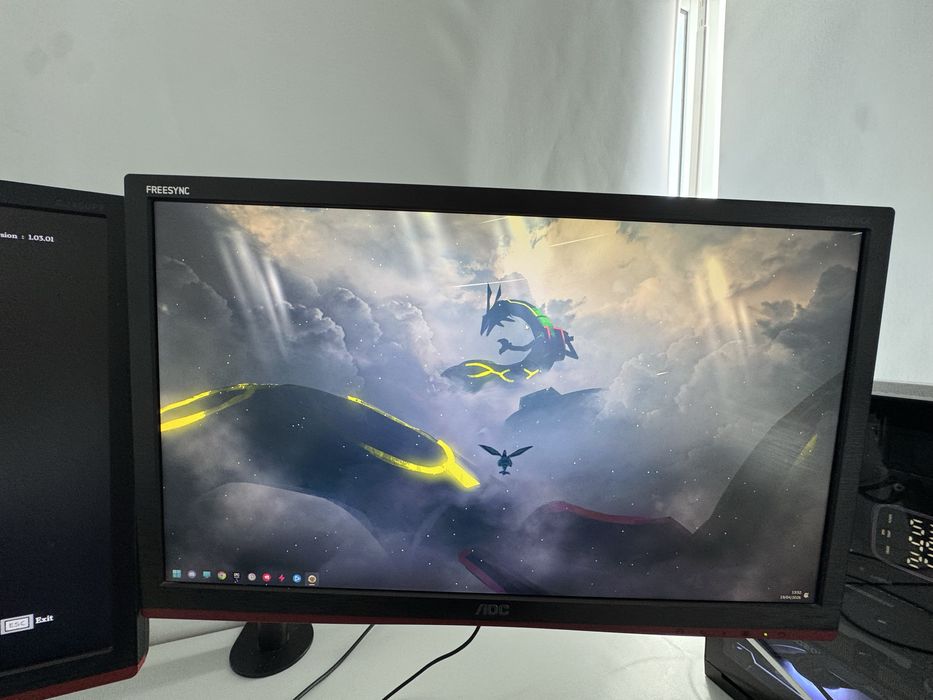 2 monitores com AOC449959955027077121