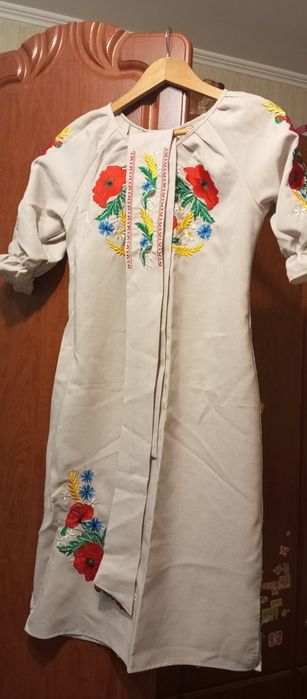 Продам плаття вишиванка жіноча
