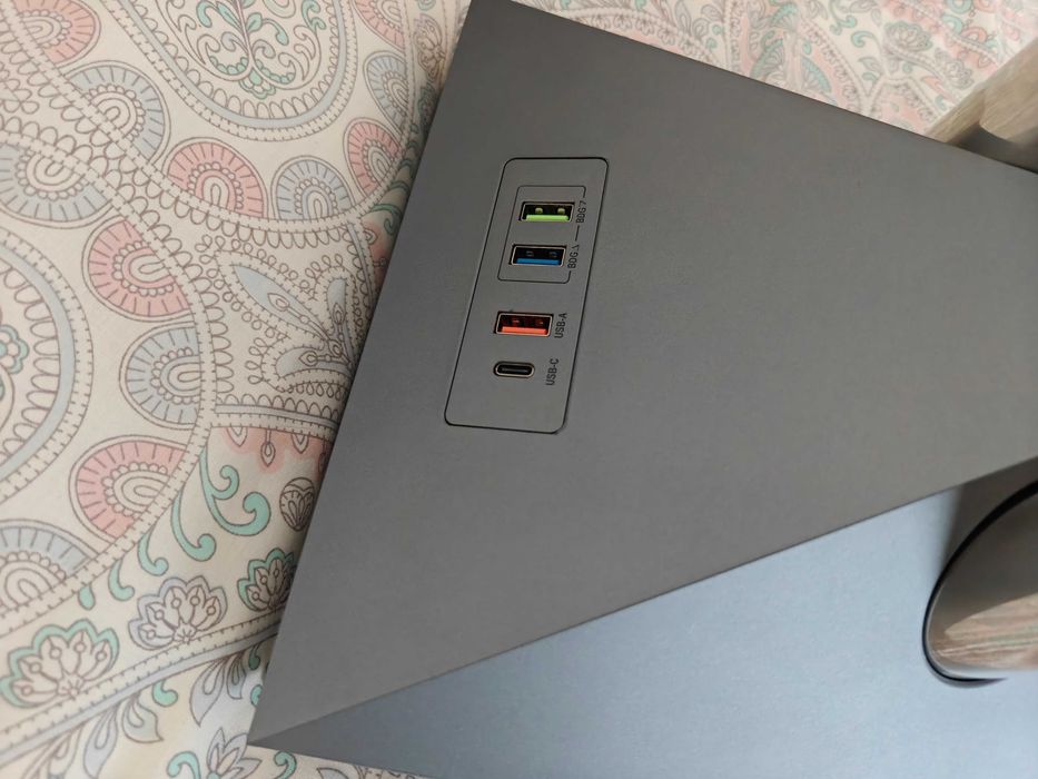 Hexcal Studio - Suporte de Monitor e Organizador de Secretária Premium