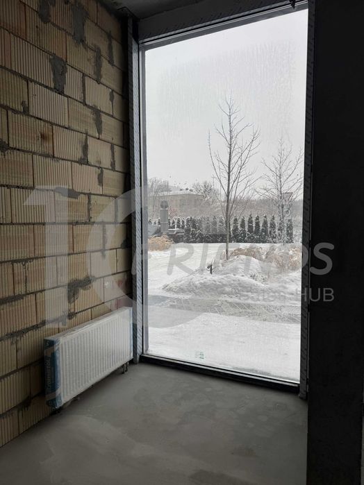 Оренда готового приміщення в ЖК Lucky Land 88м2 поверх 1
