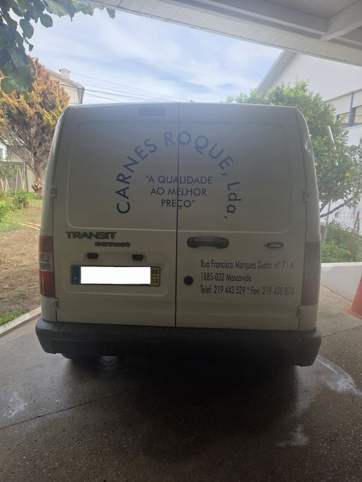 Ford Transit Connect com caixa isotérmica