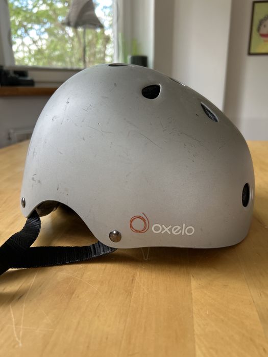 Kask do hilajnogi deskorolki oxelo