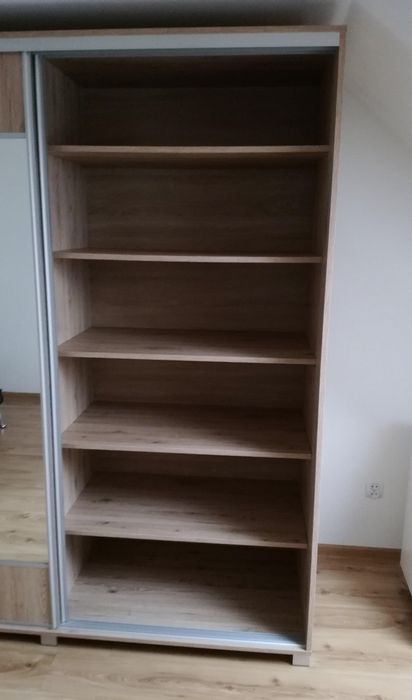 Szafa pojemna jak nowa