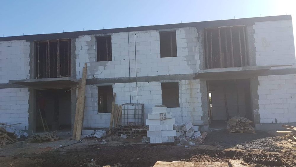 Budowa domu, murowanie, szalowanie , zbrojenie , strop