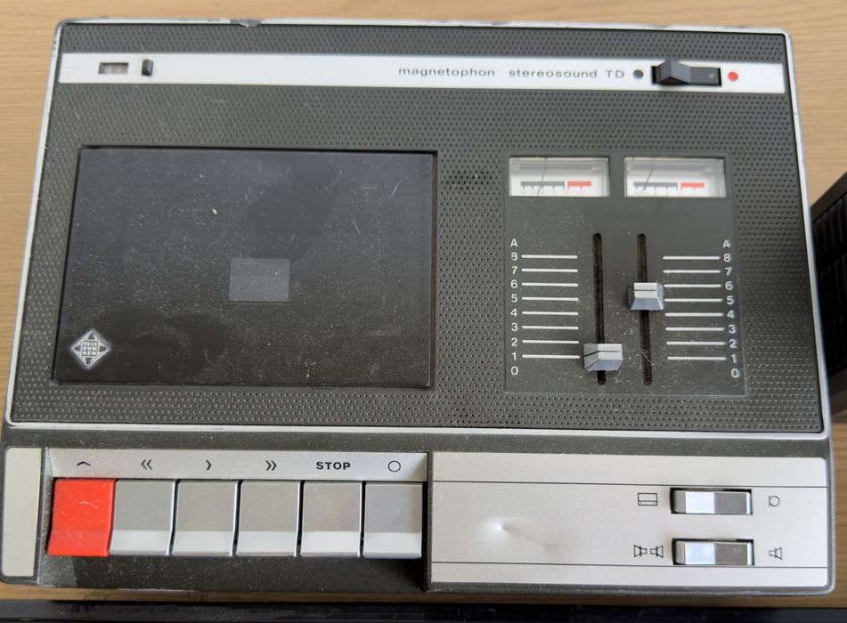 Radia Grundig / Philips