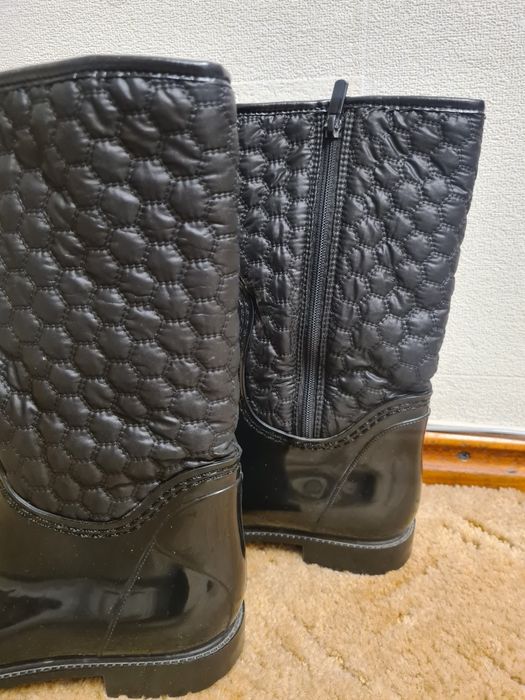 Сапоги жіночі резинові гума чорні на флісі 37 розмір