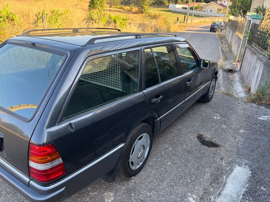 Mercedes E250 Diesel S124