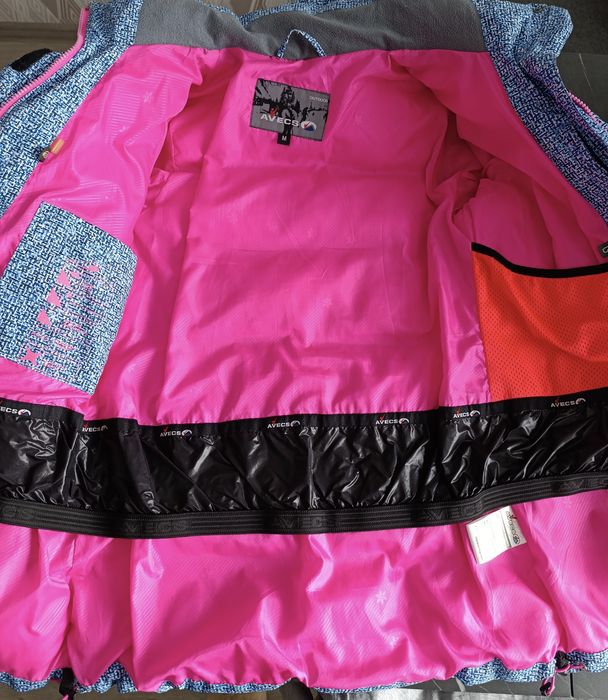 Avecs жіноча зимова куртка (М розмір)