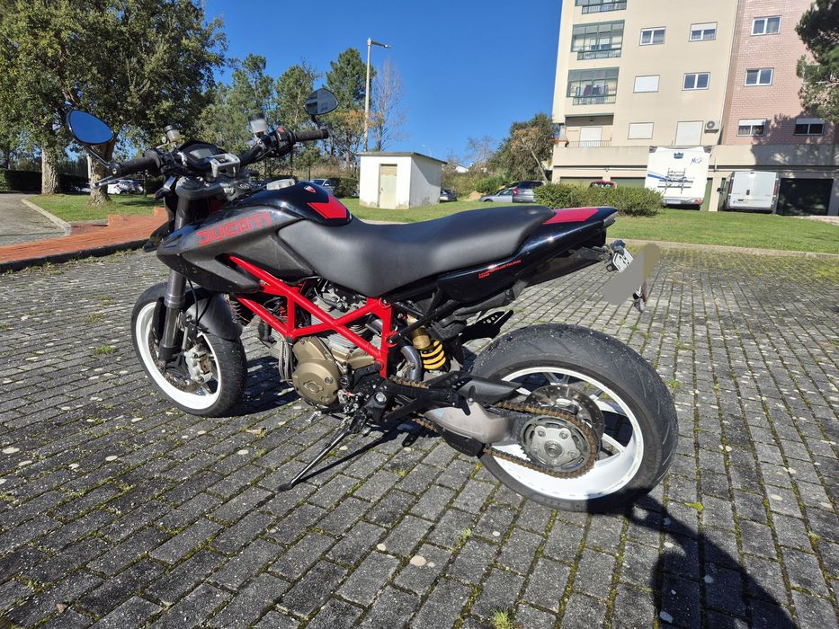 Ducati Hypermotard 1100 S1