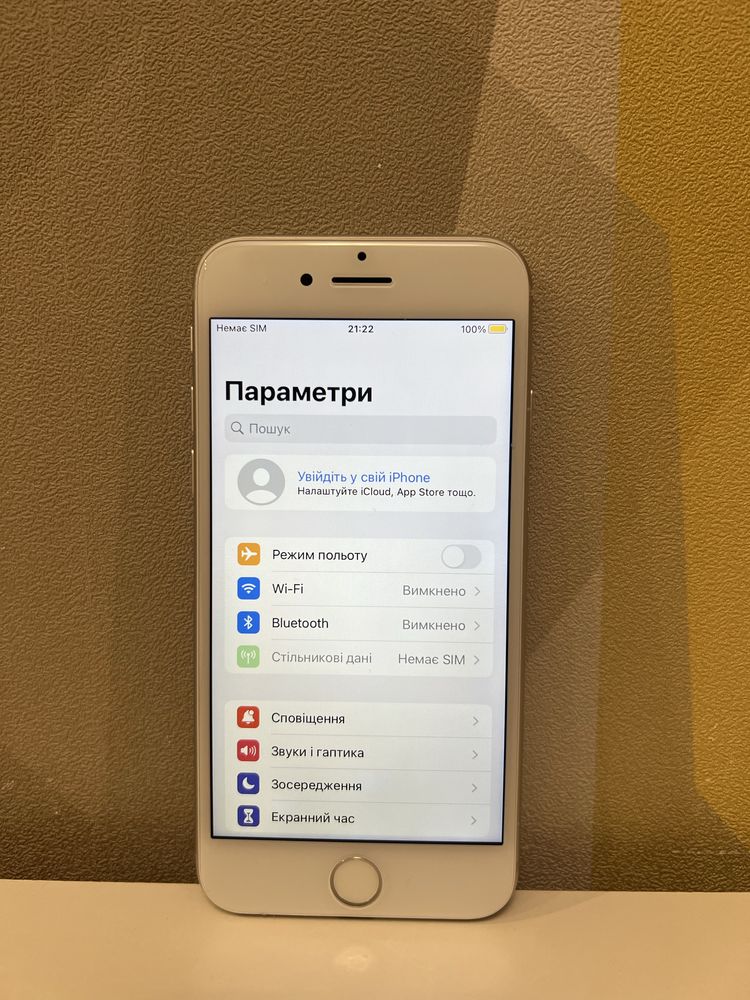 Айфон 8 на 64 гб: 1 000 грн. - Мобільні телефони / смартфони Львів на Olx