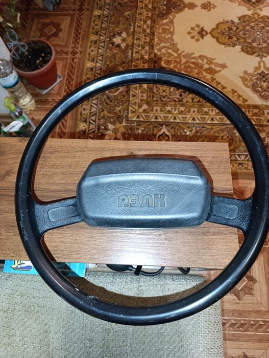 Продам руль Москвич.