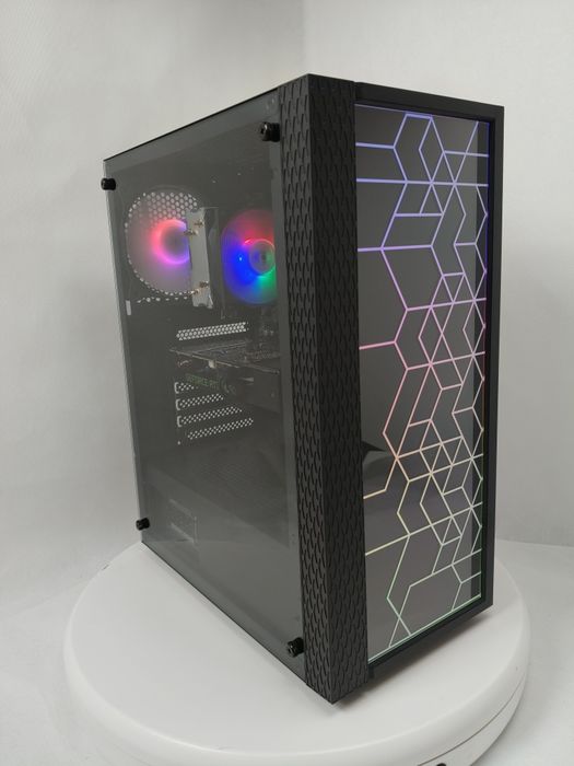 Komputer Gamingowy Ryzen 5 3600, 32 GB RAM, RTX 3060 12 GB,SSD,Win 11