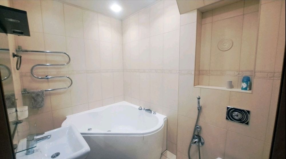 Сдам 2х ком.квартиру с ремонтом на ул.Мономаха