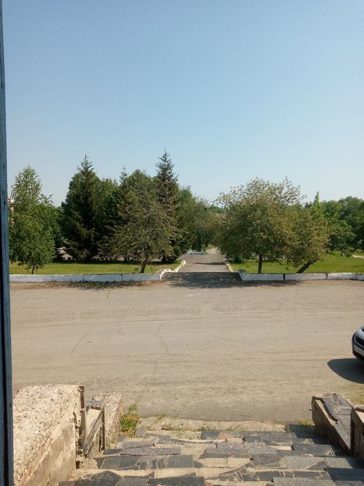 Продається адмінбудівля с.Українка