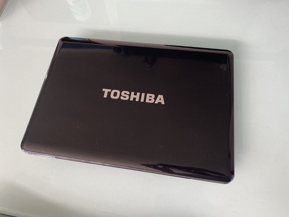 Computador Portatil Toshiba Satellite A350-22E