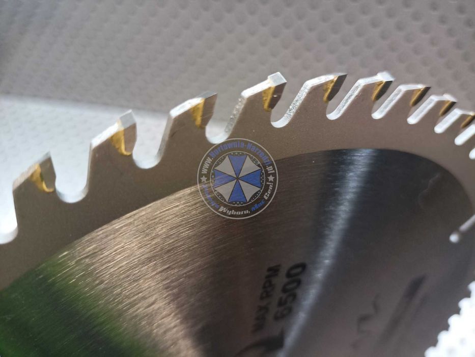 Tarcza z widią do drewna 230mm 60T tarcza do drewna 230mm 60 zębów