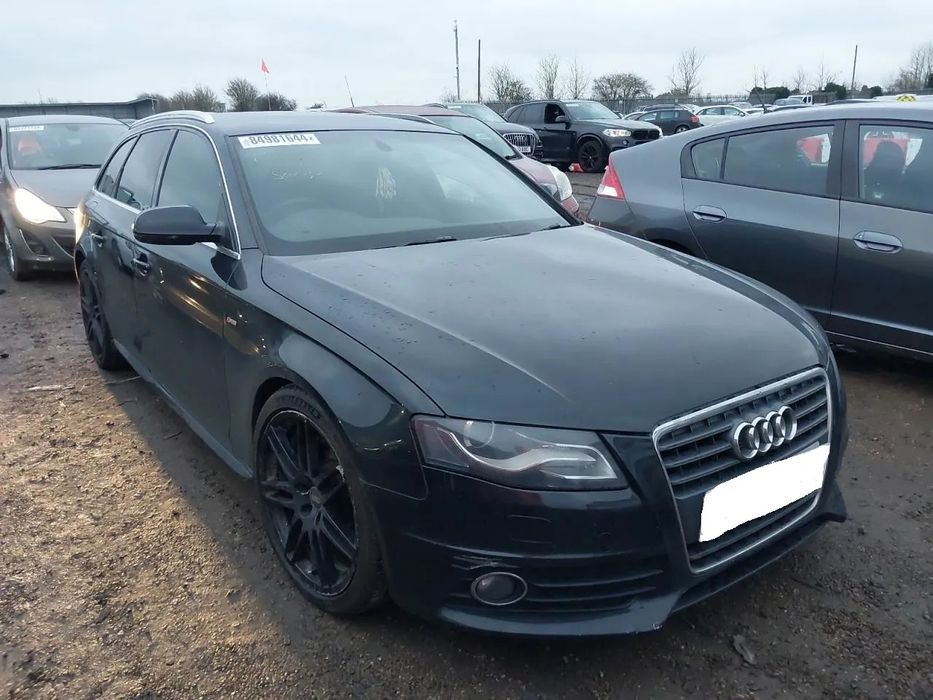 Audi A4 B8 Sline 2.0 TDi 177cv 16v CAG Xenon Para Peças