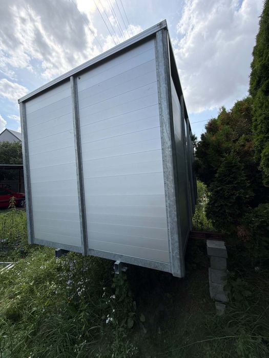 Solidna zabudowa aluminiowa – stan idealny!