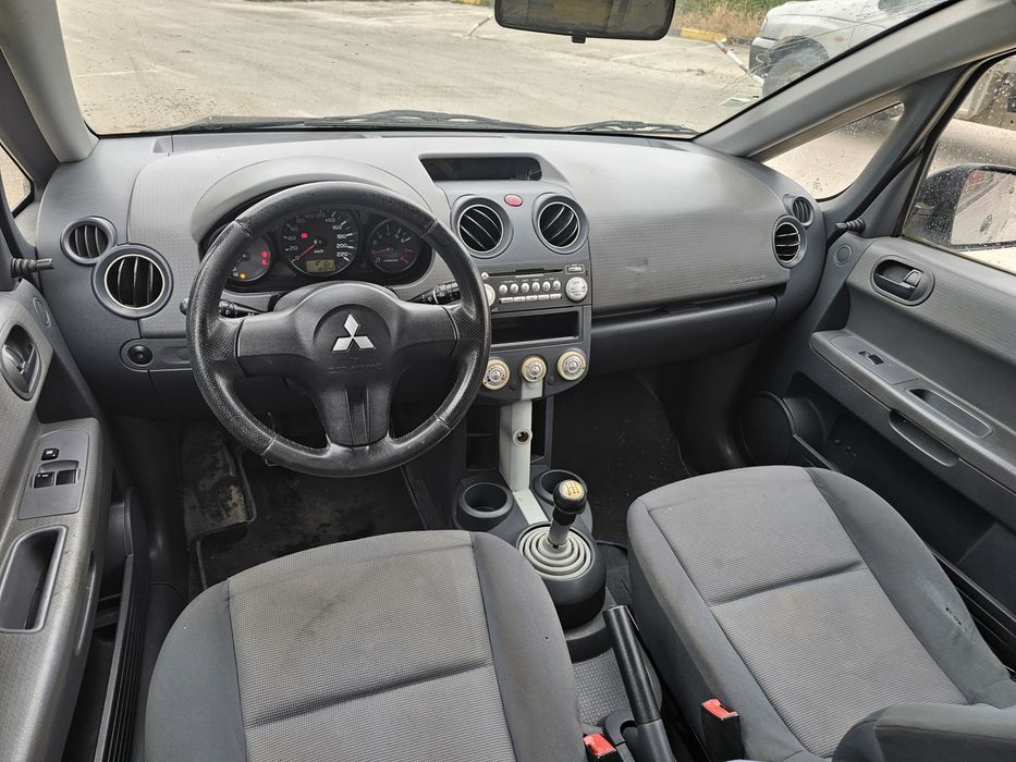 Mitsubishi colt 1.0