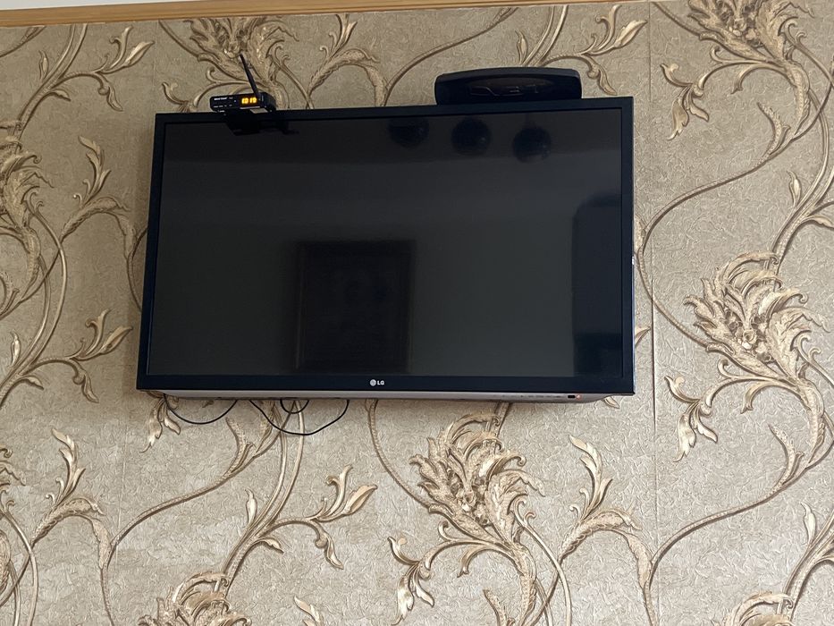 Телевізор LG, 42LM580T 3D