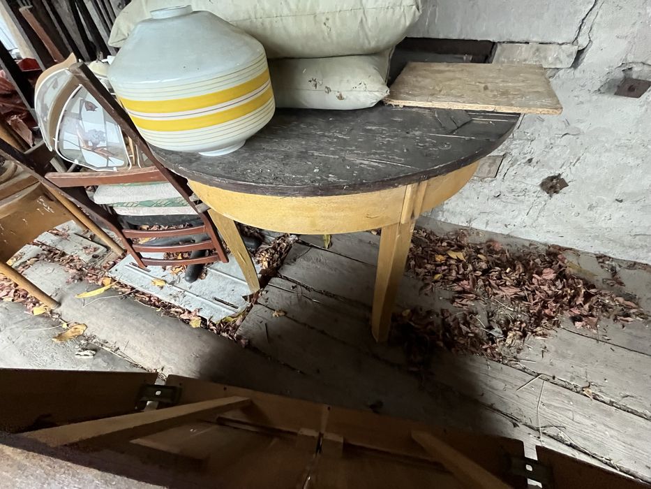 стелажи мебель разная