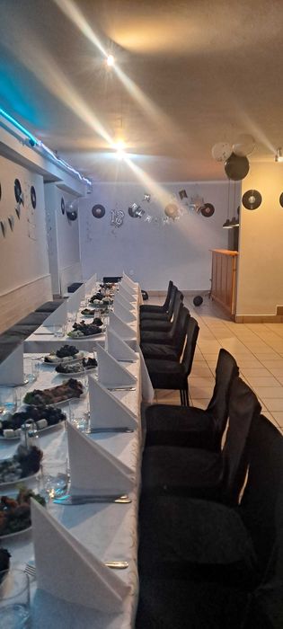 Gramofon Chylonia lokal na Twoje niezapominane urodziny.