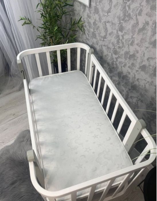 Продам дитяче ліжечко Babymax Престиж New з маятником, матрацом 120×60 см Біло-сірий