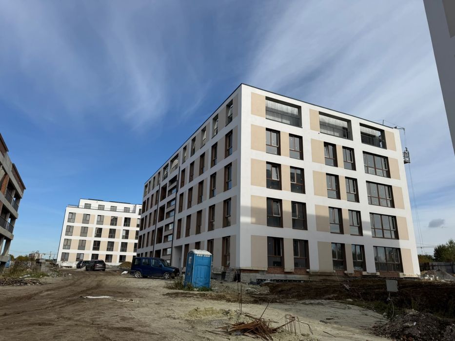 Продаж 2 кім, 1 поверх, 59000$