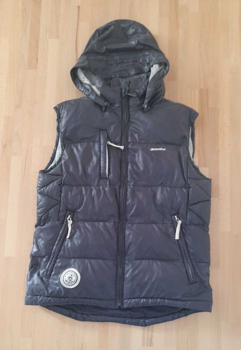Жилет/жилетка Gaastra утеплений з капюшоном та кишенями