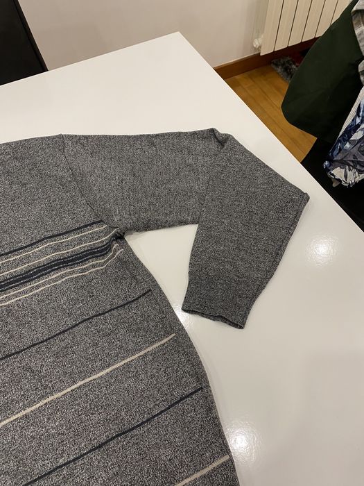 Camisola cinzenta quentinha