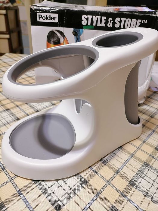 Для фена и плойки. Подставки для чашек. Подставка DVD