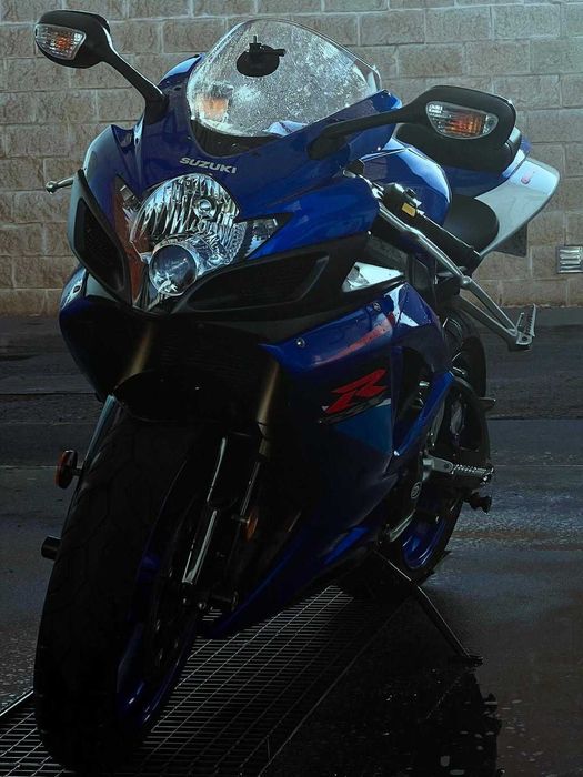 Suzuki GSXR 600 k7