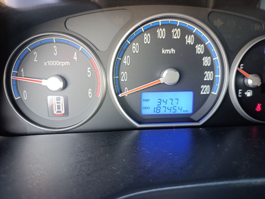 Hyundai SANTA-FE 2006