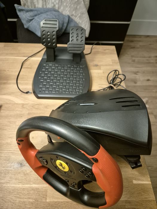 kierownica thrustmaster