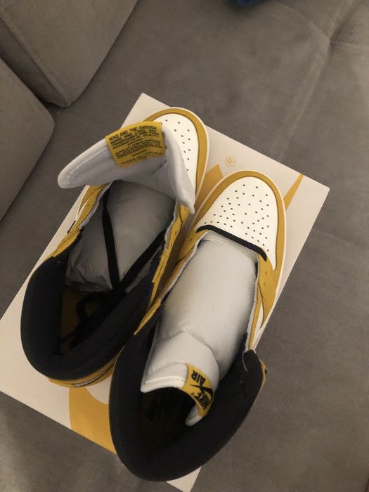 Jordan 1 retro high OG yellow orche